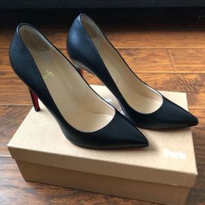 Christian Louboutin Pigalle Classic Pumps Heels